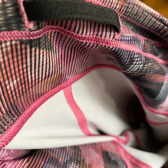 Lululemon On Pace Crop 21” - Sun Dazed Multi Pink - Picture 7 of 8